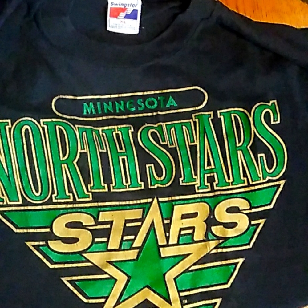 🏒  Minnesota North Stars NHL  T-shirt   VINTAGE XL UniSex  🏒. Sz  XL